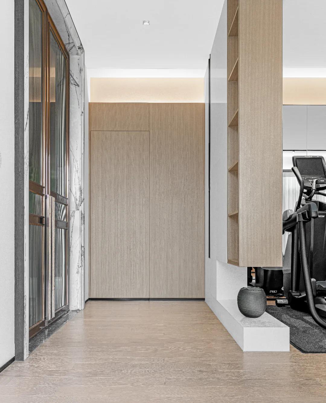 直线优雅,流线迷幻——南昌私人会所改造项目