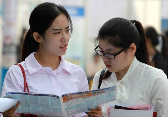 读三本还有救吗,普通家庭读三本还是大专