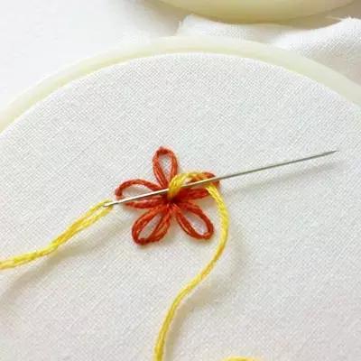 刺绣教程4种简单的小花图案,精美的立体花朵刺绣教程