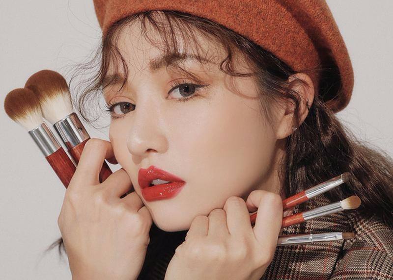 干皮用雅诗兰黛还是兰蔻粉底液,干皮粉底液雅诗兰黛兰蔻