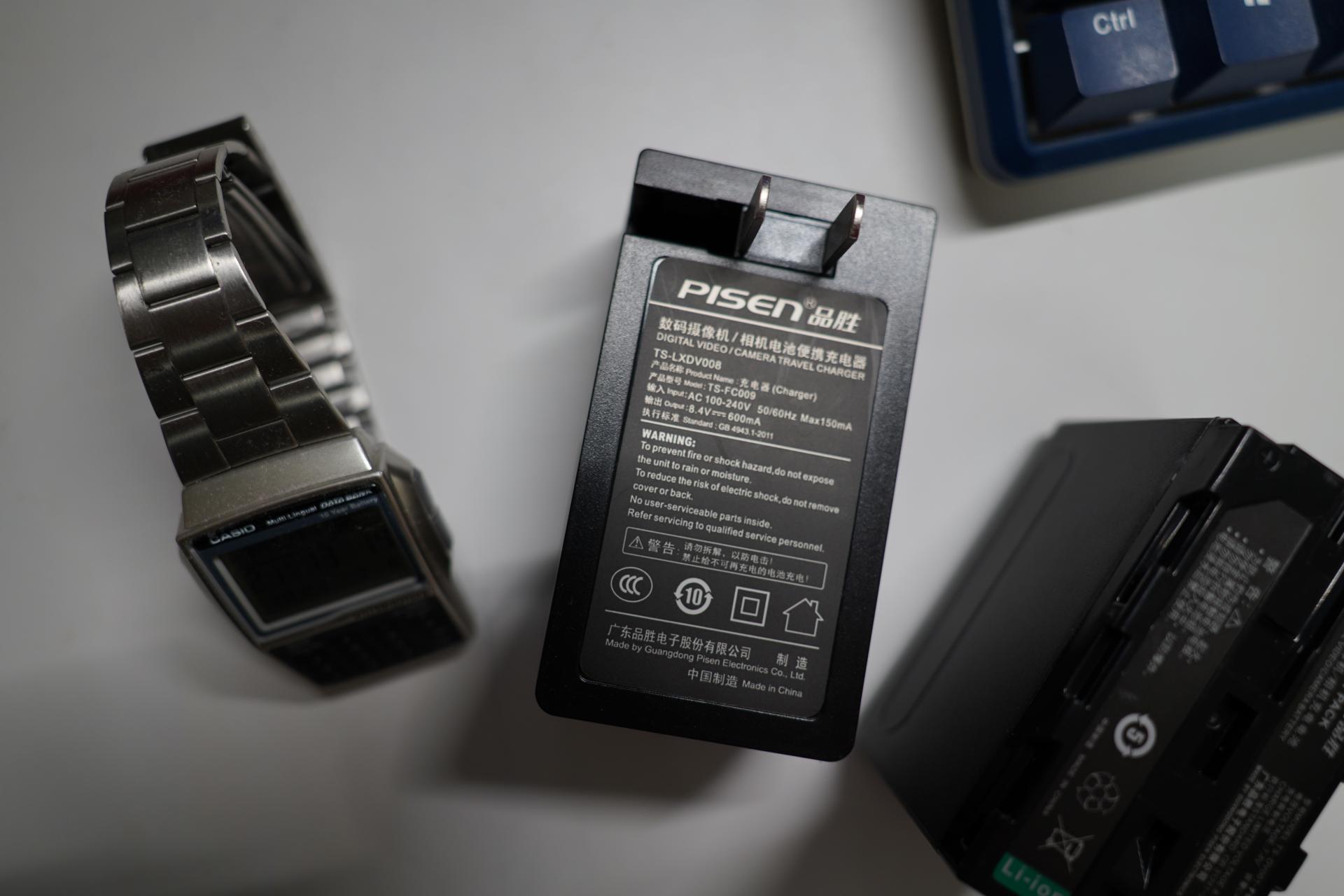 新手小白必备的相机配件,新手推荐买的相机配件