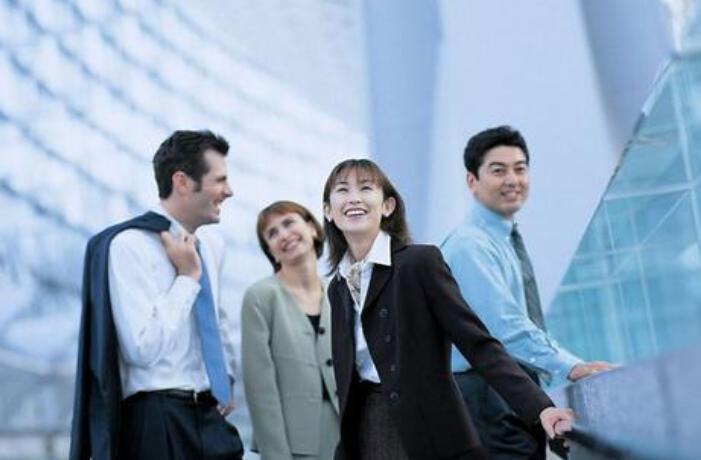 人性的弱点教你快速提高人际交往,人性的弱点与人相处的技巧