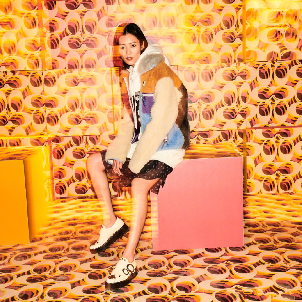 刘雯日常穿搭让你超模身材气质感,刘雯穿搭都是t恤造型