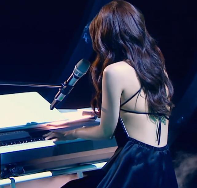 蓝盈莹和张檬对比照,张含韵蓝盈莹合照