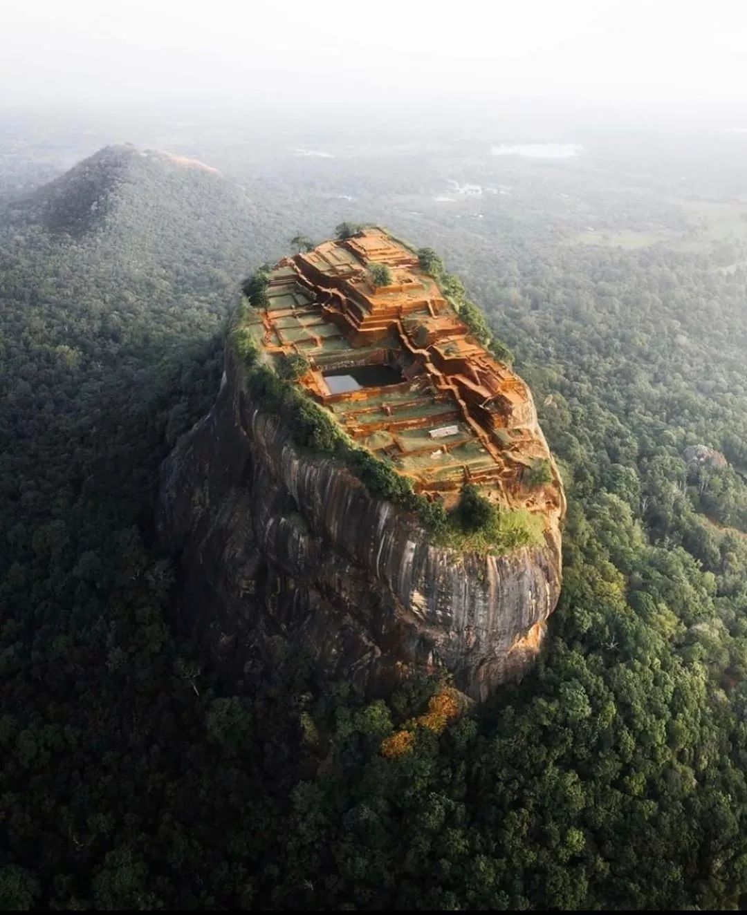 现在哪个国家免签证费,推荐几个消费超低免签的几个国家