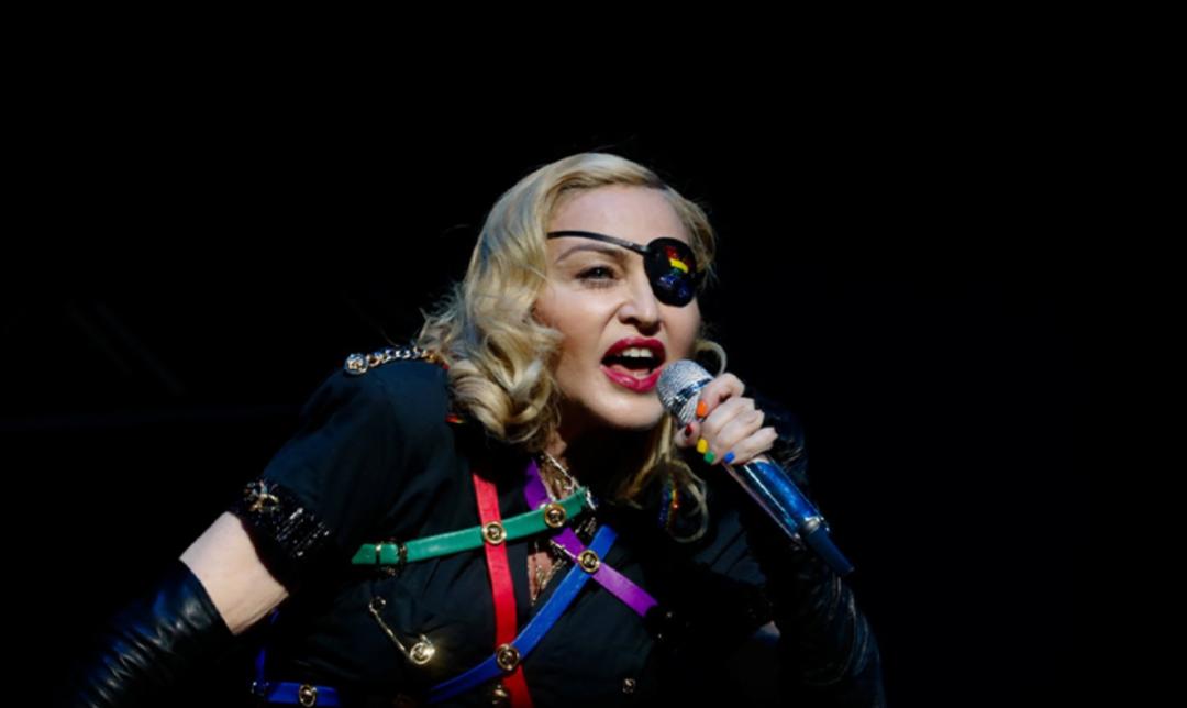 麦当娜年轻时热舞,麦当娜小甜甜照片