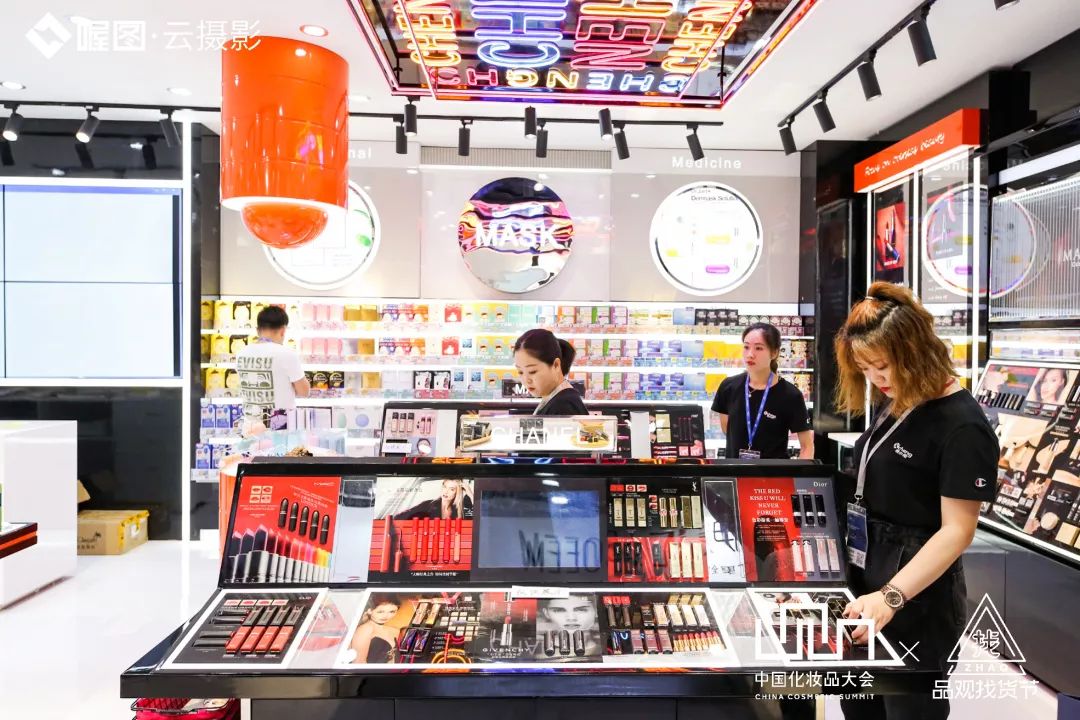 解决服务行业投诉的技巧与话术,遇到顾客投诉客服回复话术