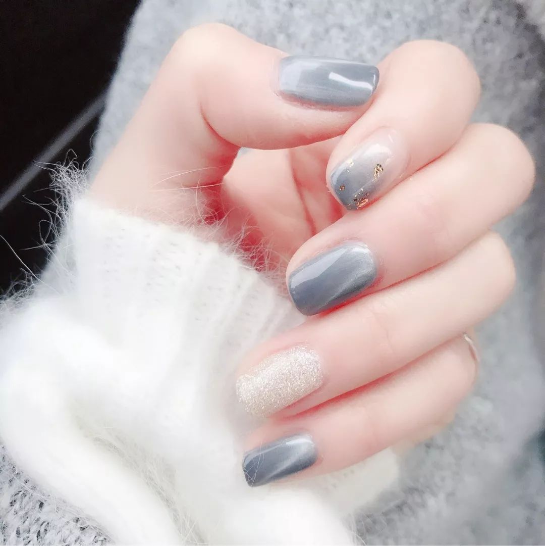 美甲什么颜色显得花哨好看,儿童美甲推荐不花哨