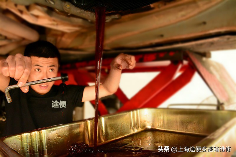 09年宝马730修变速箱讲解,2011年宝马730变速箱传感器故障