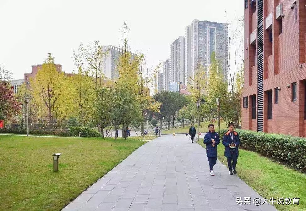 重庆一中难考吗,重庆一中高中本部怎么样