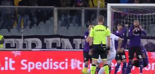 宝刀不老马拉多纳踢足球,宝刀不老足球