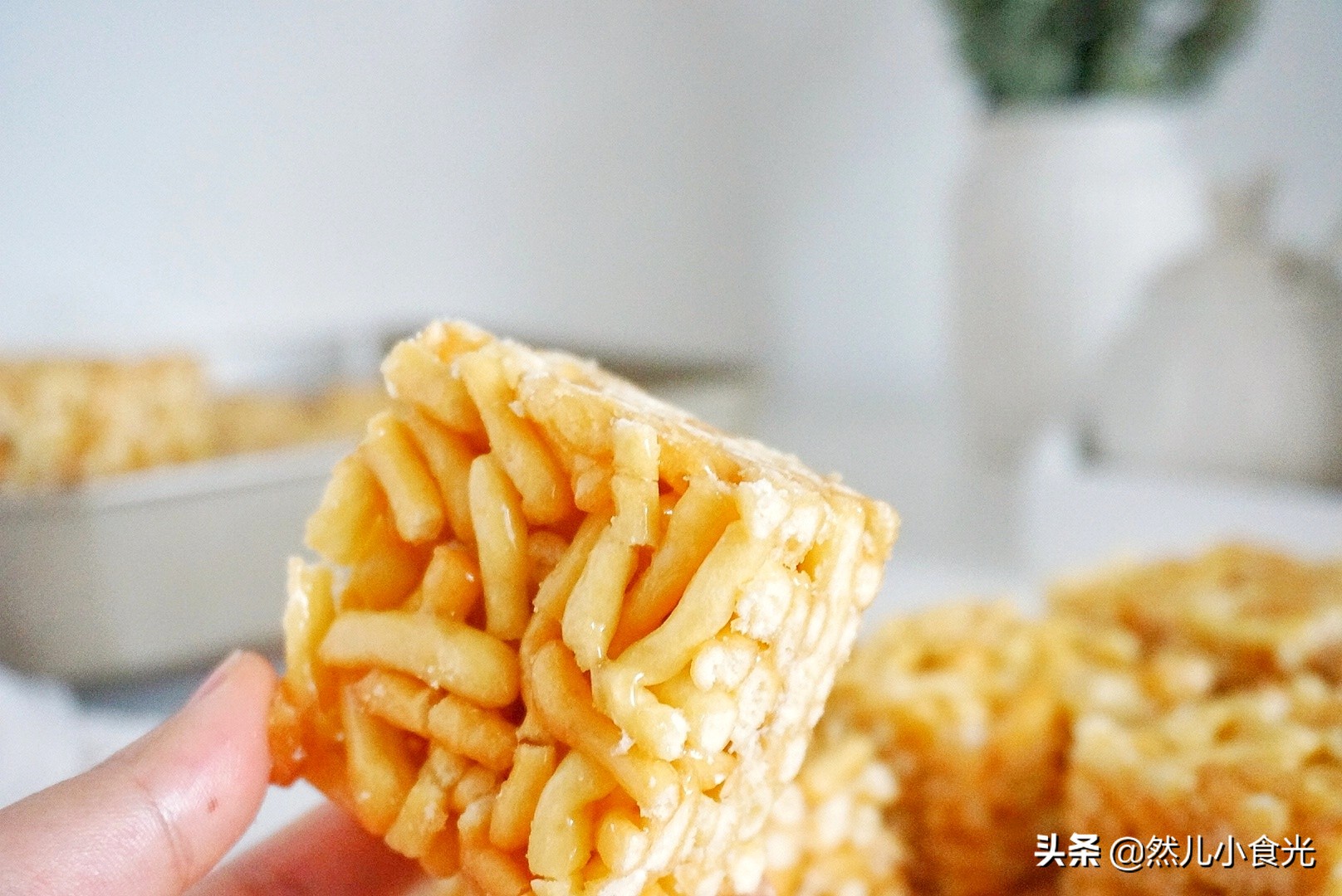 沙琪玛做法用泡打粉还是小苏打,做沙琪玛用泡打粉好还是苏打粉好