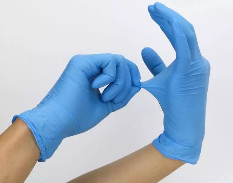 给抗疫前线医护人员的物资,为抗疫前线运送抗疫物资