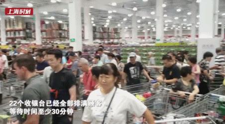 costco超市在中国发展的机会,上海costco超市开业的火爆程度