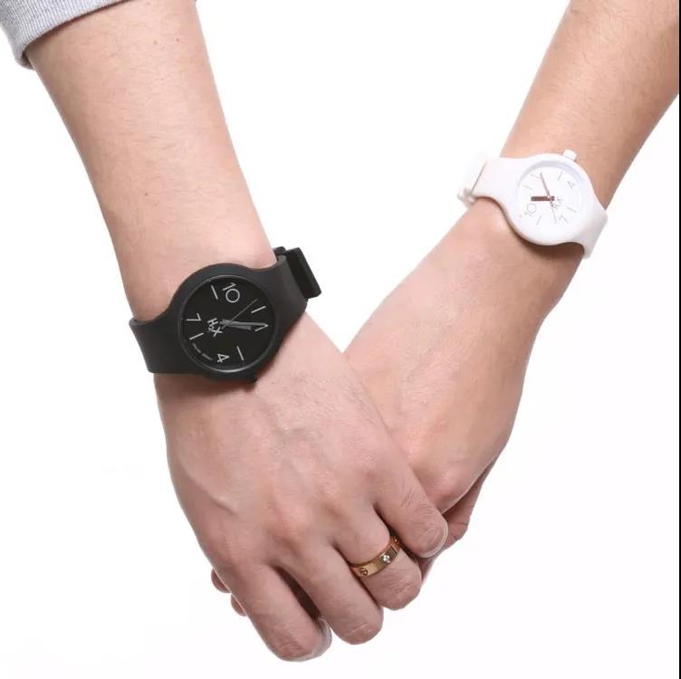 适合送女朋友的腕表,关于爱情的腕表