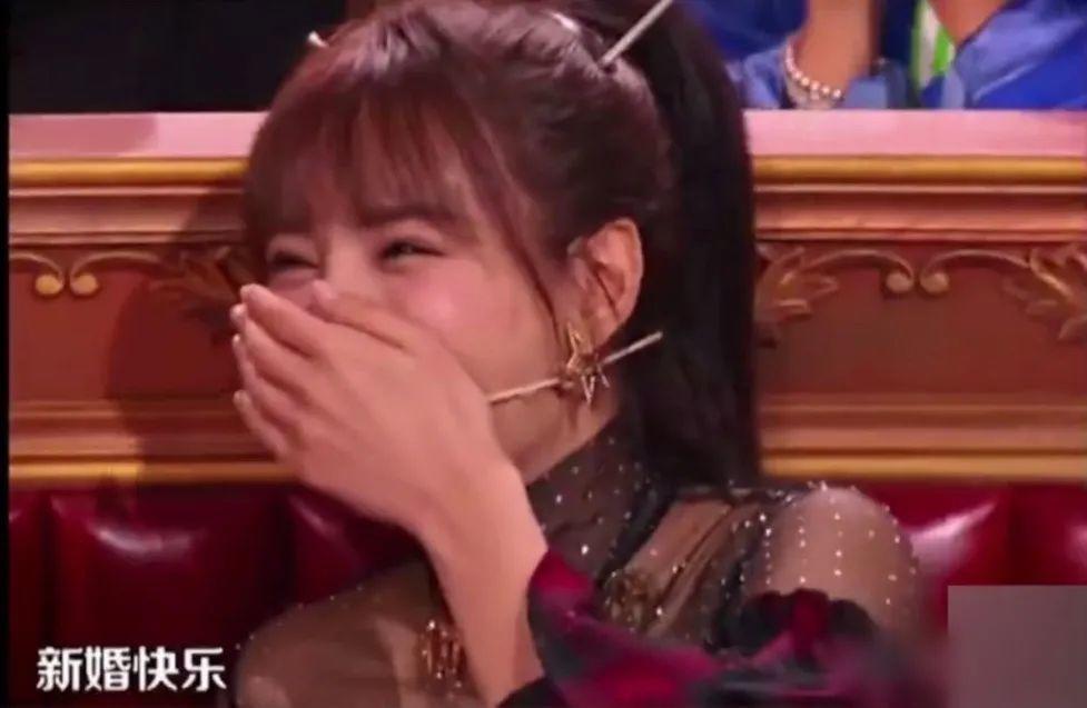 娱乐圈教科书级别的吻戏,娱乐圈爱情小说实体书