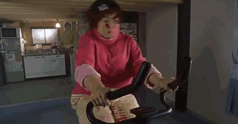 4个让你变美的脸部动作,教你4个变美动作