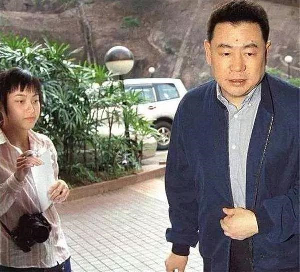 香港女首富甘比的逆袭之路,甘比从女狗仔逆袭成女首富