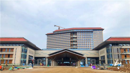 地铁口均价13500的高端学区房,2021年学区房首付4.5成