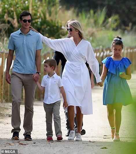 伊万卡亲吻丈夫,伊万卡和老公的吻戏