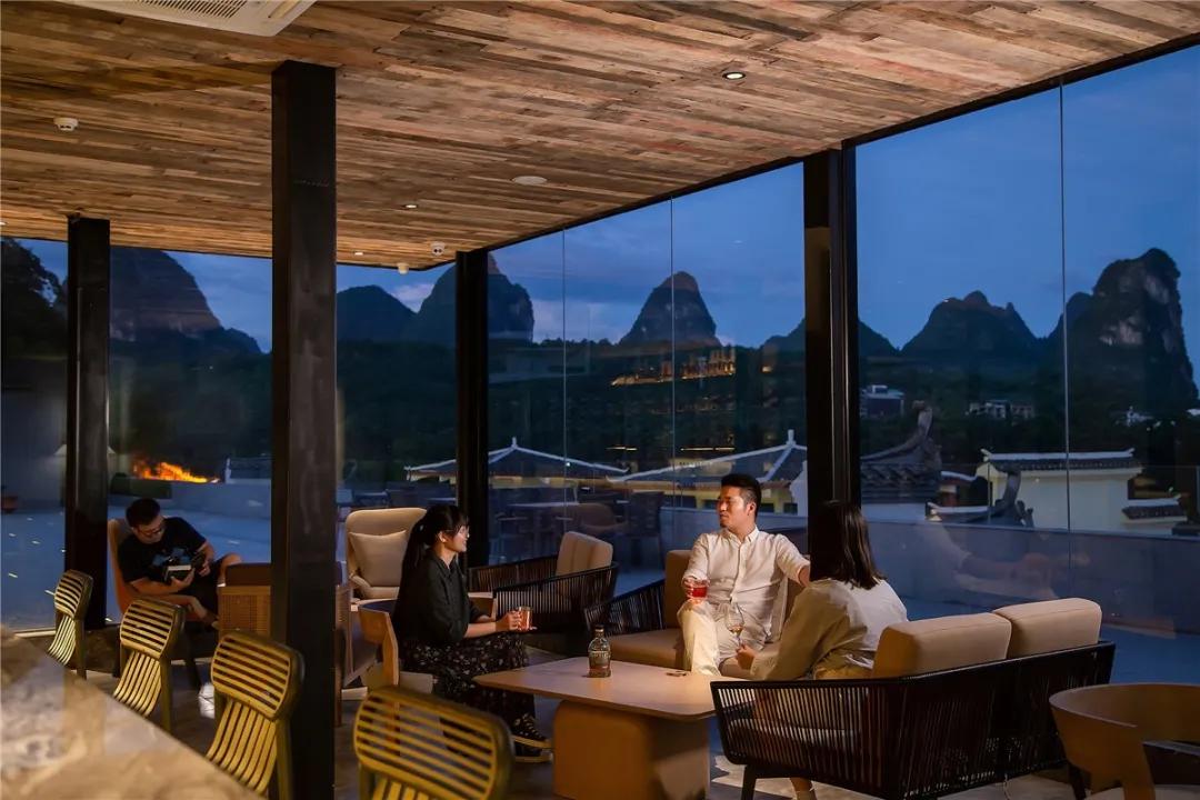 桂林人气最旺的夜店,桂林兴坪网红酒吧