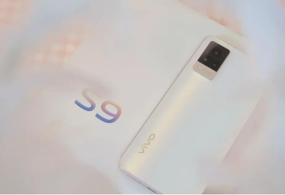 vivo轻薄手机,vivos9评测轻薄的影像自拍旗舰