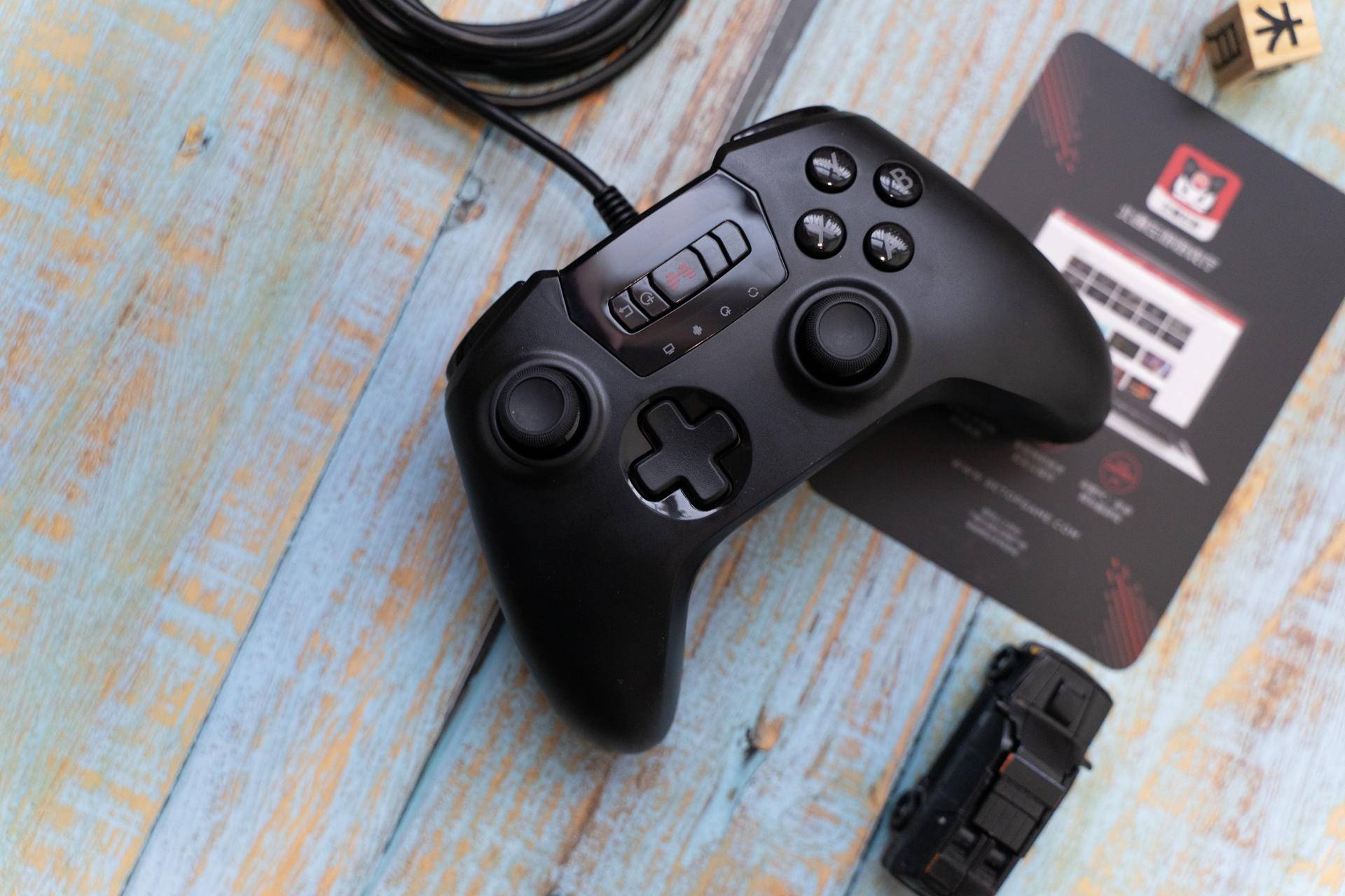 曾经因为键盘的原因放弃了模拟器，99块钱找回一把美好时光