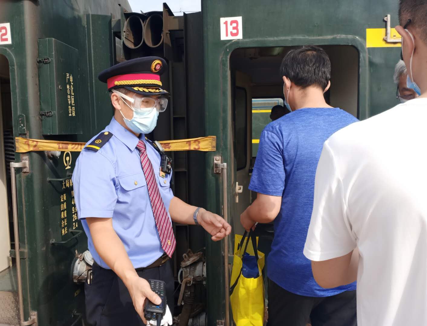 立足岗位的列车长——K7831次列车长李兴虎