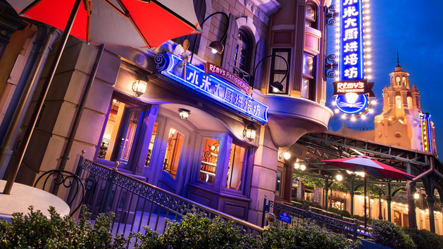 香港迪士尼vs上海迪士尼哪个便宜,香港迪士尼乐园和上海迪士尼乐园