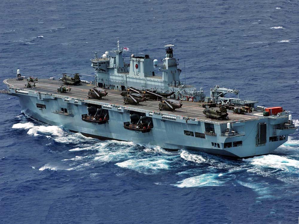 075两栖攻击舰和日本出云号,现代战舰075型两栖攻击舰最强配置