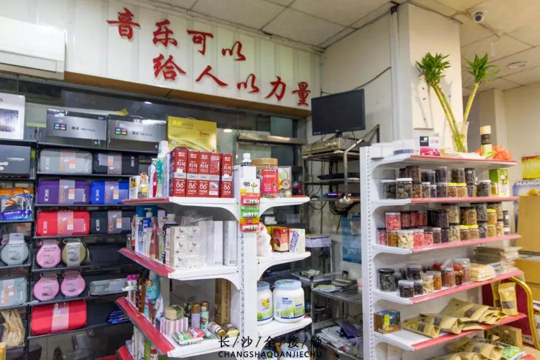 留得住回忆但是留不住人心,留得住的记忆回不去的乡愁