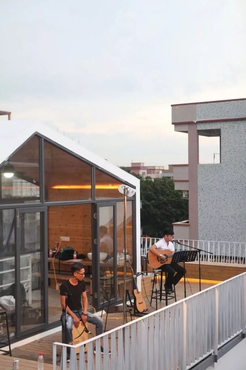 居民楼改造成私人会所,自住楼房改造民宿