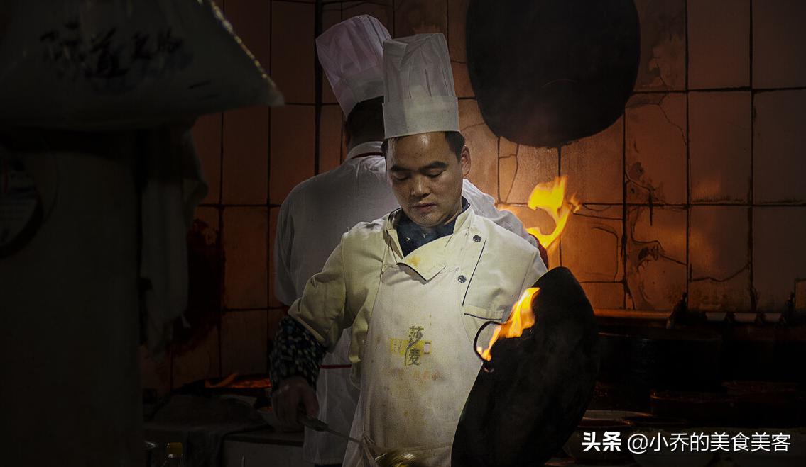 为什么餐饮厨师越来越难做,餐饮厨师的前景和出路