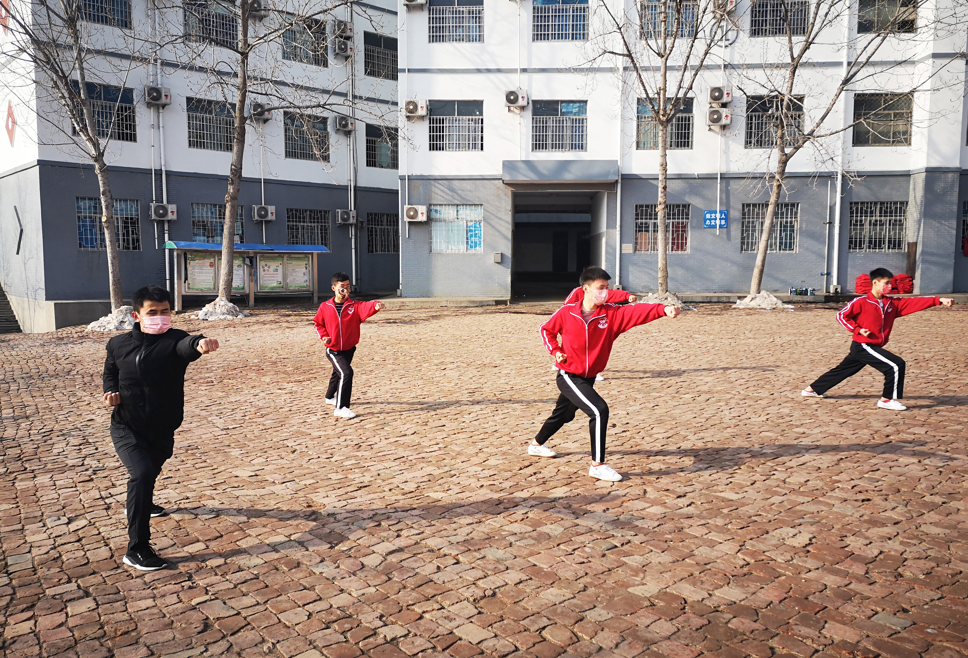 河南塔沟武校疫情防控,三所学校疫情防控工作