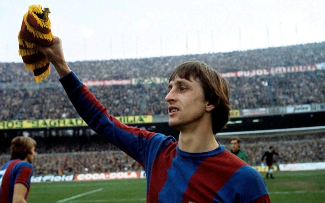 小梁观世界丨绿茵场里的“橙色闪电”