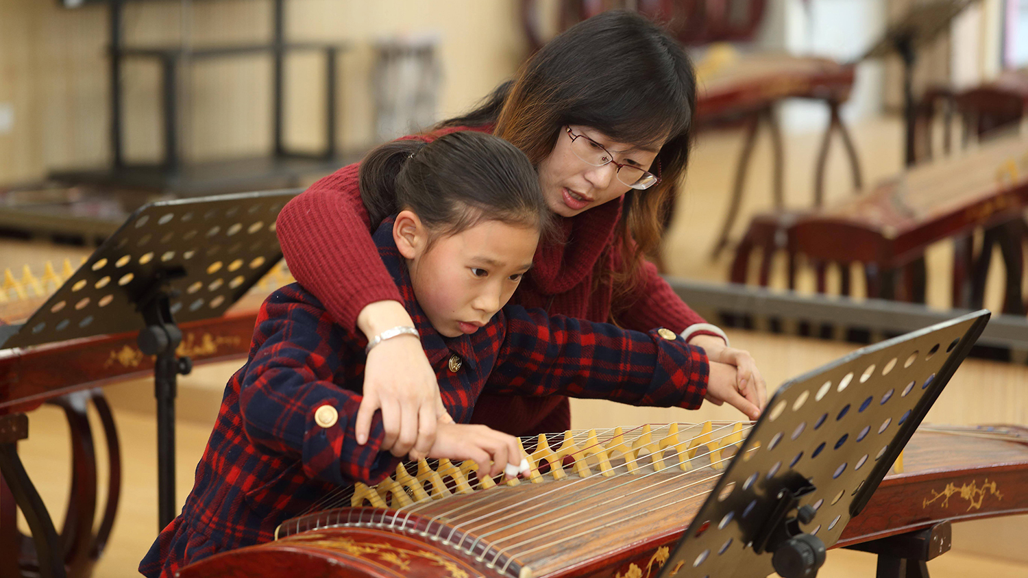 学古筝不练基本功直接学曲子,学古筝不能急于求成