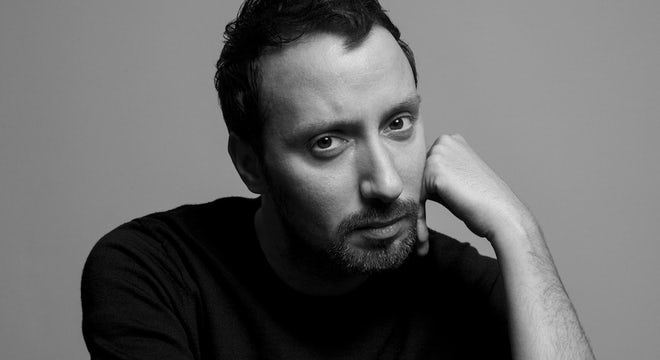 ysl是一个怎样的品牌,ysl到底叫杨树林还是圣罗兰