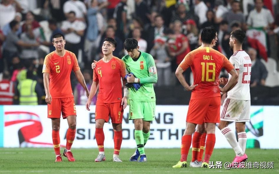 里皮带领国足踢越南5:1,韩乔生评国足换帅