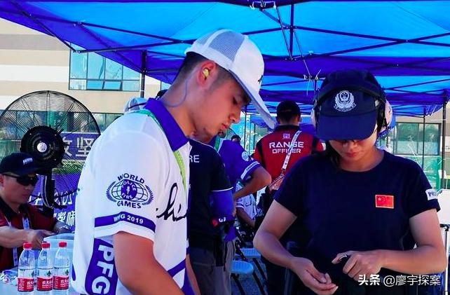 成都世警会各国代表队入场,成都世警会开幕式港警