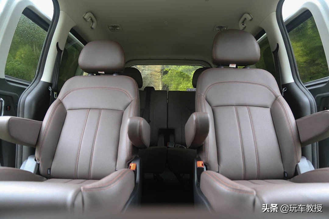 空间大十万左右车耐用,万元起这几款亲民小车轻松开回家