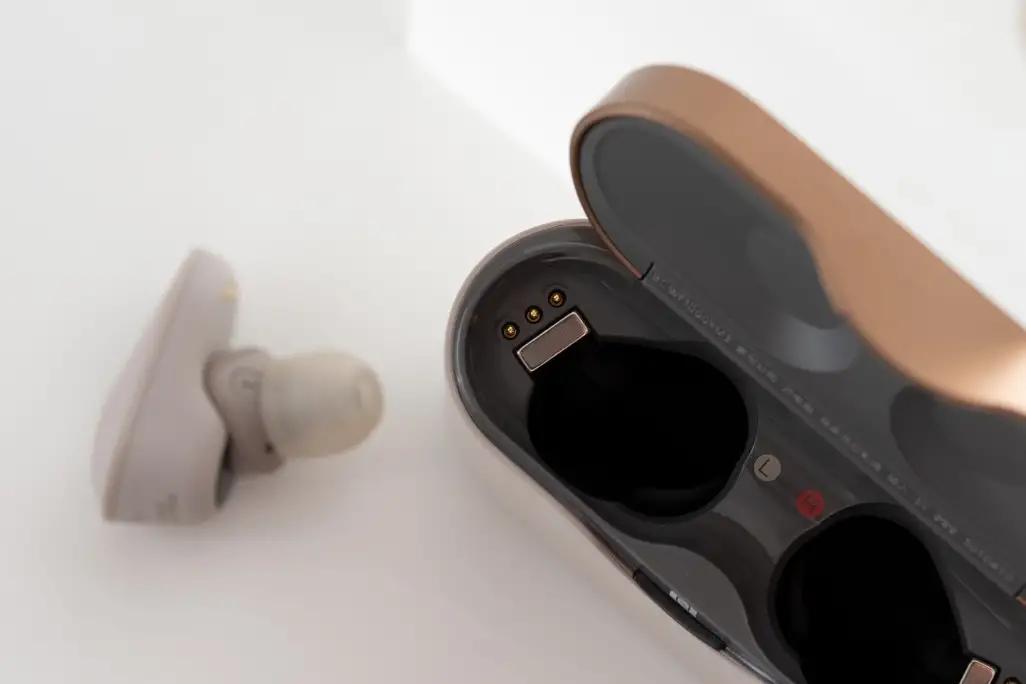 索尼wf1000xm3右耳降噪模式有杂音,索尼wf-1000xm3降噪豆怎么开机