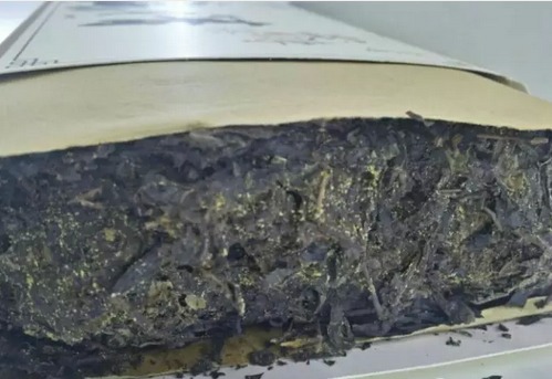 老白茶和老黑茶的味道和口感,老白茶黑茶哪种更适合养生