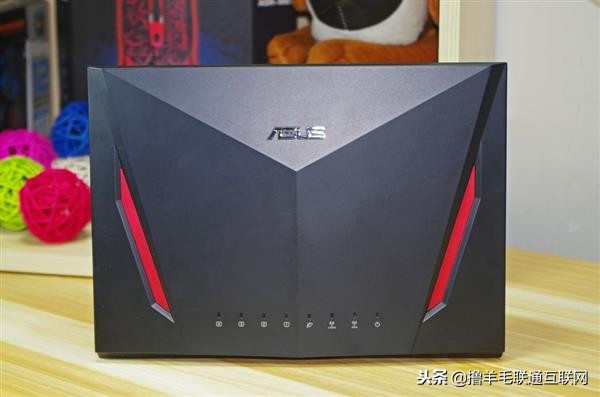 百兆光纤是什么意思啊,什么样的光纤能达到1000兆以上