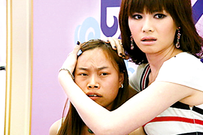 凤姐在美国的真实现状遭遇,凤姐当年是怎么去了美国