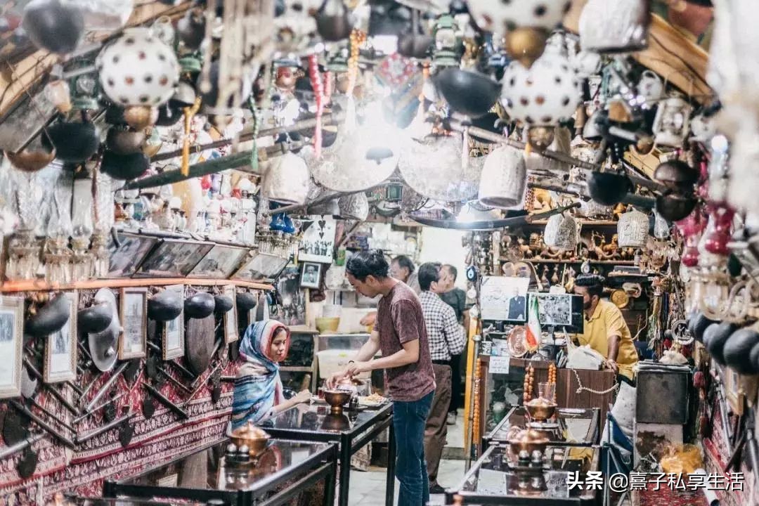 环游世界夫妻赚了十个亿,情侣环游世界视频