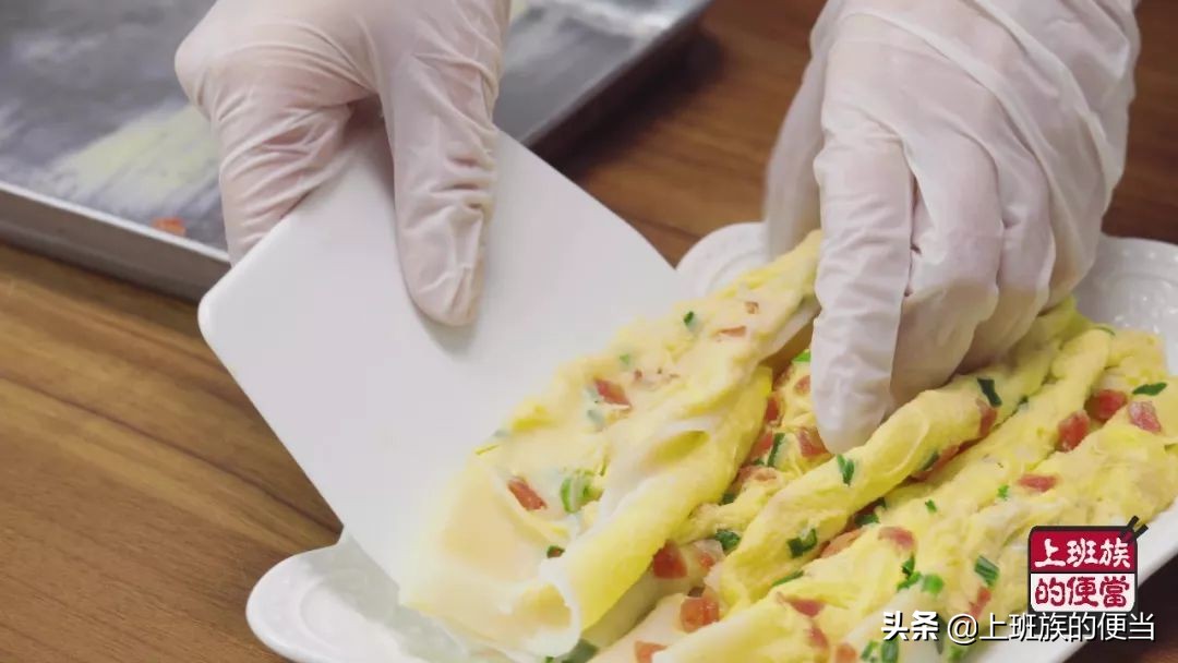 蒸蛋肠粉,广式肠粉自己做更划算