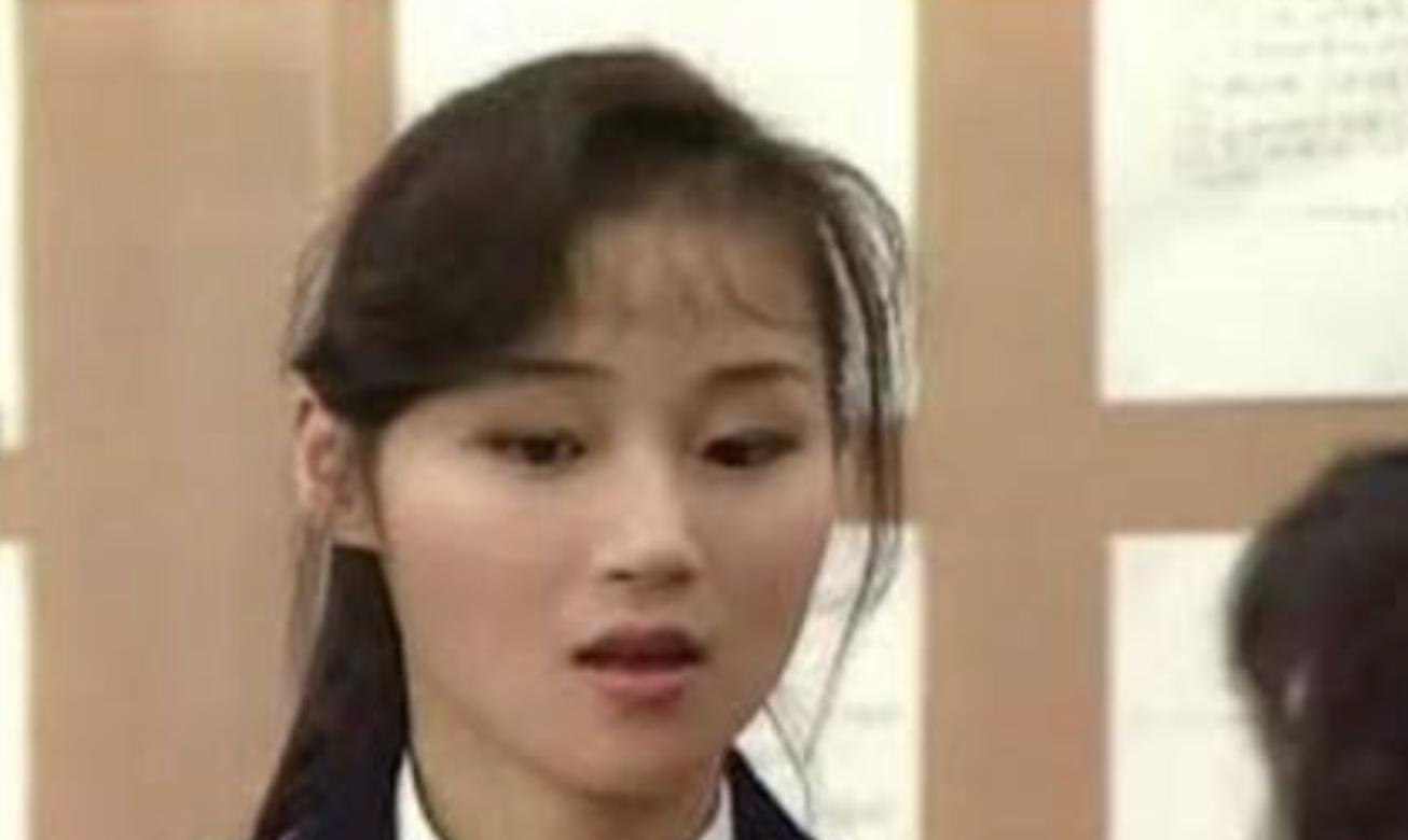 49岁万绮雯近照曝光,50岁万绮雯素颜照片