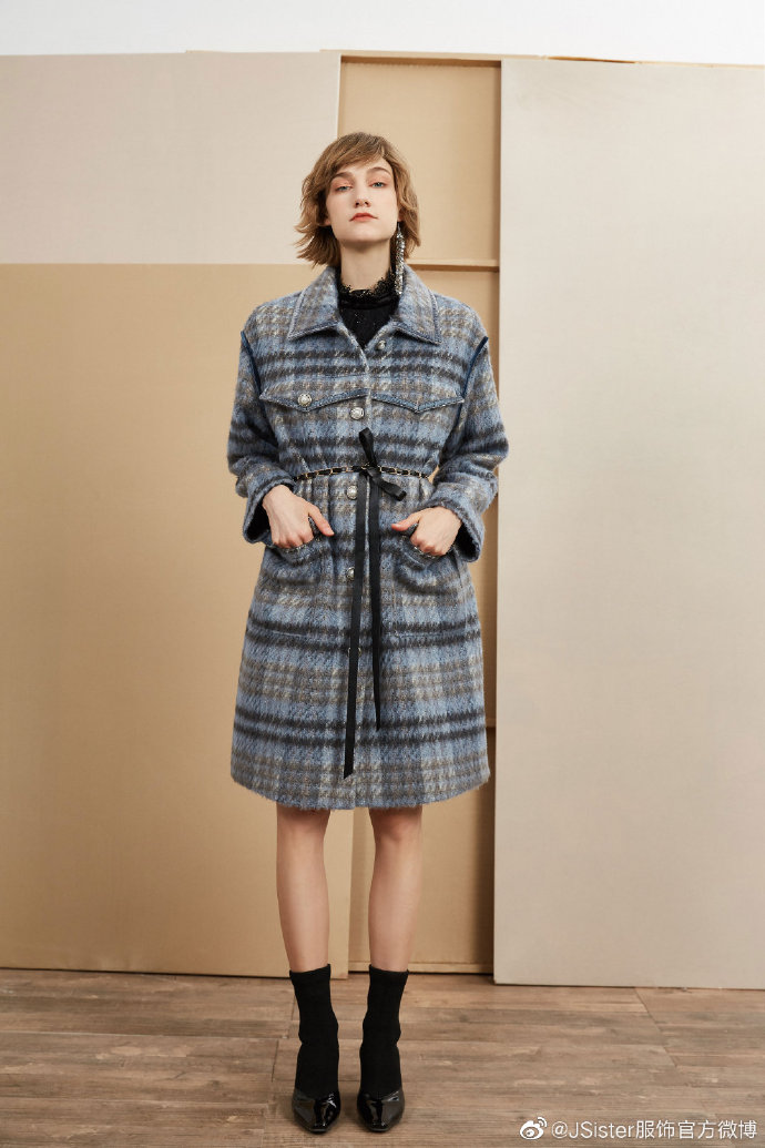 衣柜常用衣服材质,拜托了衣橱秋裤