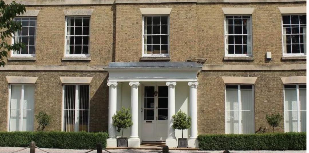 英国国王学院小学,英国国王学校分校