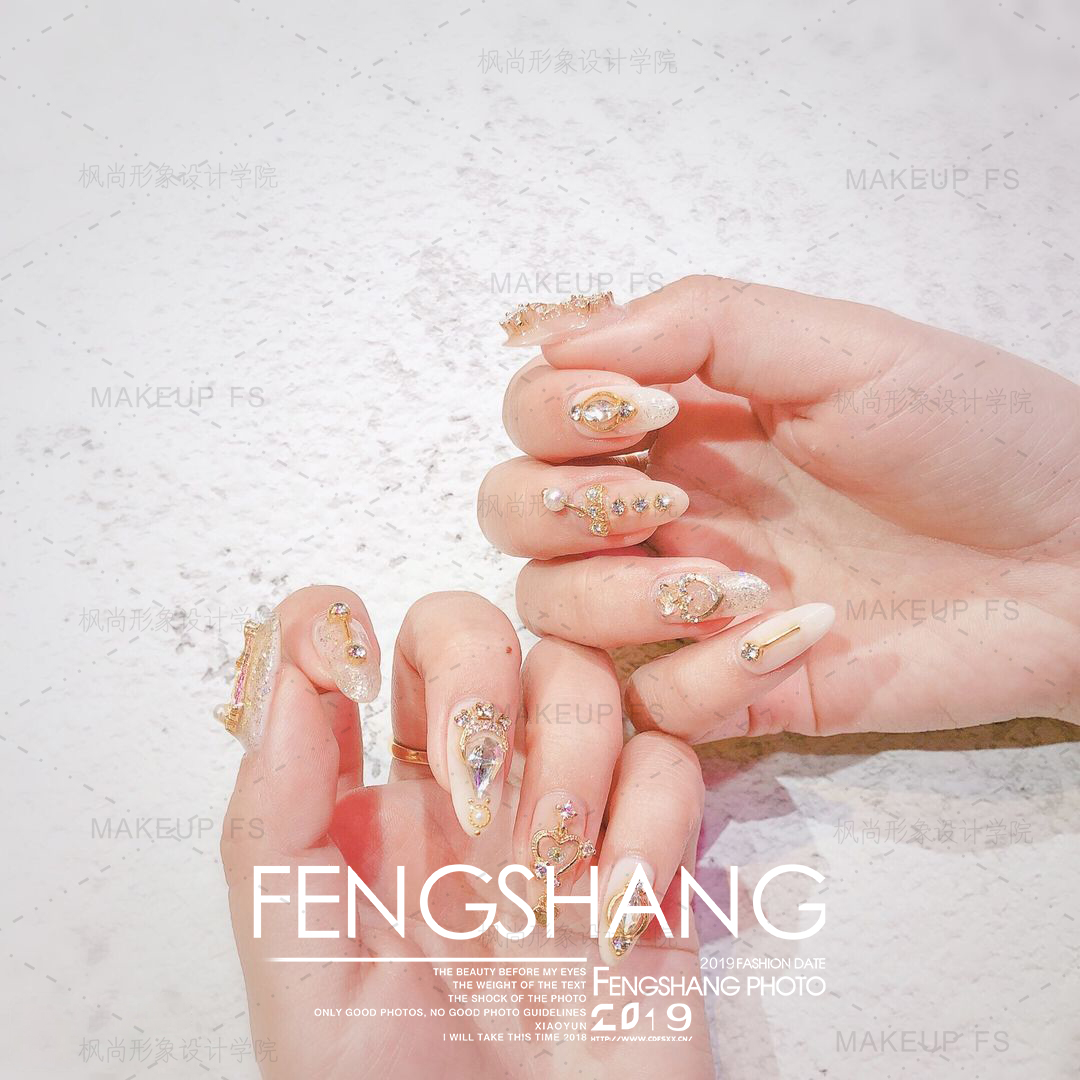 学化妆美甲美睫培训学校,西安美甲培训学校哪个好